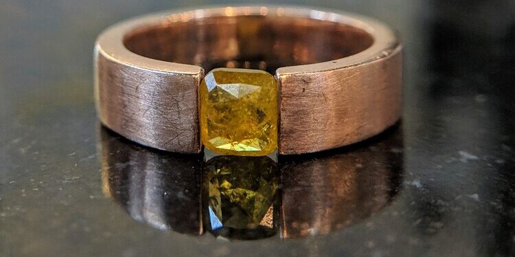 Raza Gold Diamond Ring – PRERTO E-COMMERCE PRIVATE LIMITED