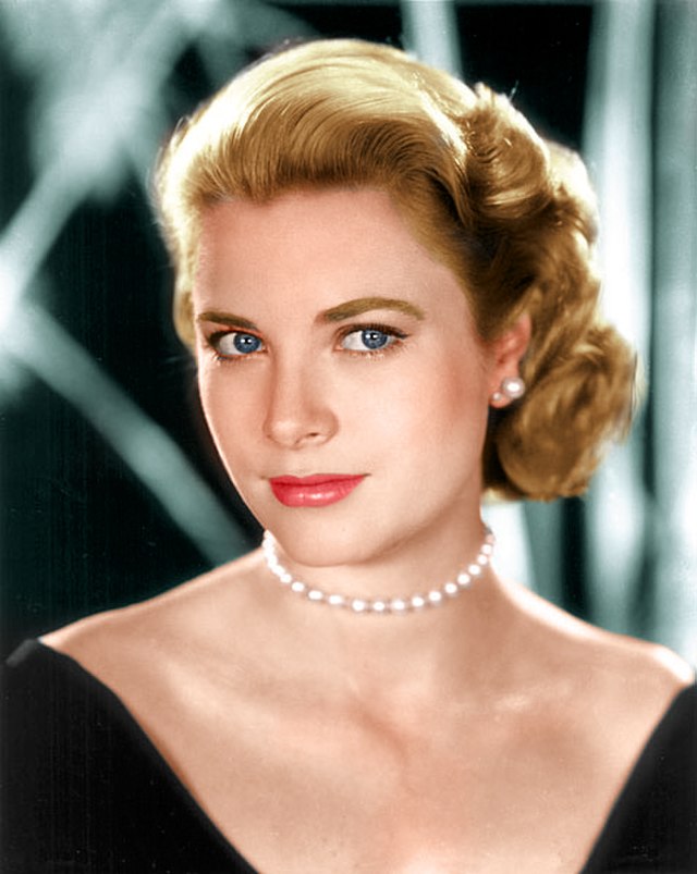 grace kelly's style-rear window (7)