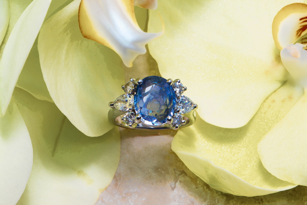 Astrological Benefits of a Blue Sapphire (Neelam Stone) – Precious Earth