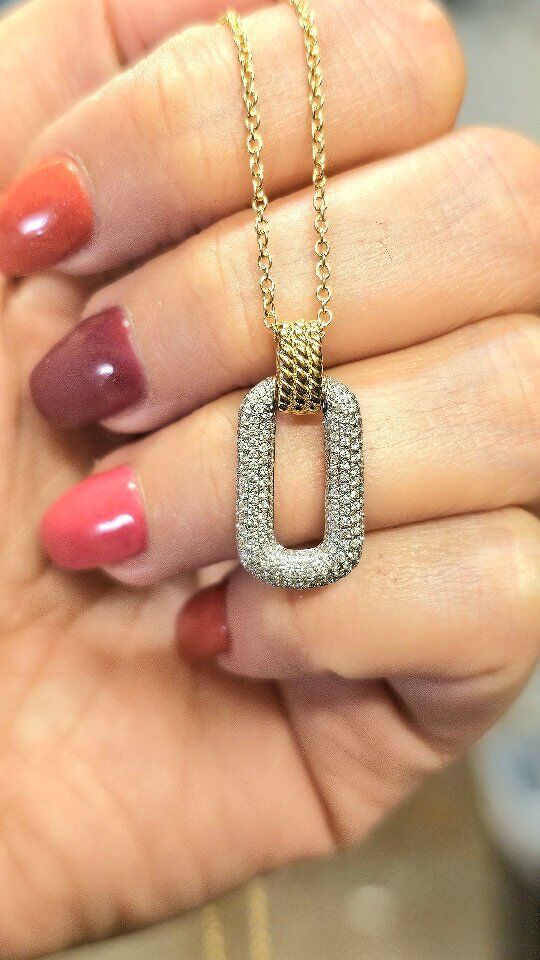 New Arrivals have greeted our DC and Bethesda Showrooms 💕

◇Necklace - .40CTW Diamond Link pendant set in 18K Yellow Gold <available in our DC showroom >

#newarrivals #newjewelry #dcbrideandgroom #SecreteFineJewelry  #FineJewelry #DCjewelry #MarylandJewelry #CustomJewelry #DMVjewelry #jewelrygram #instajewelry #jewelryaddict #jewelrydesign #necklaceoftheday